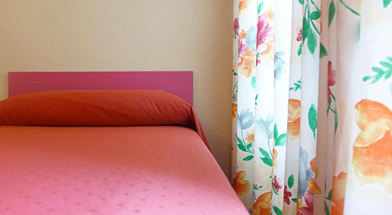 Hostal Rosa 比利亚霍约萨 外观 照片